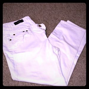 🎀 J. Crew Cropped White Pants
